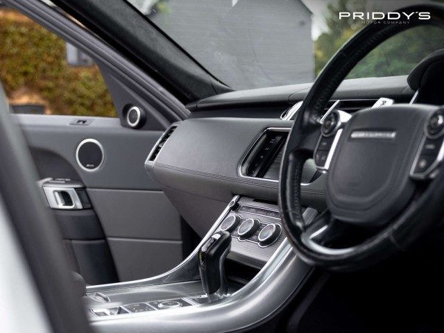 Land Rover Range Rover Sport - Image 12