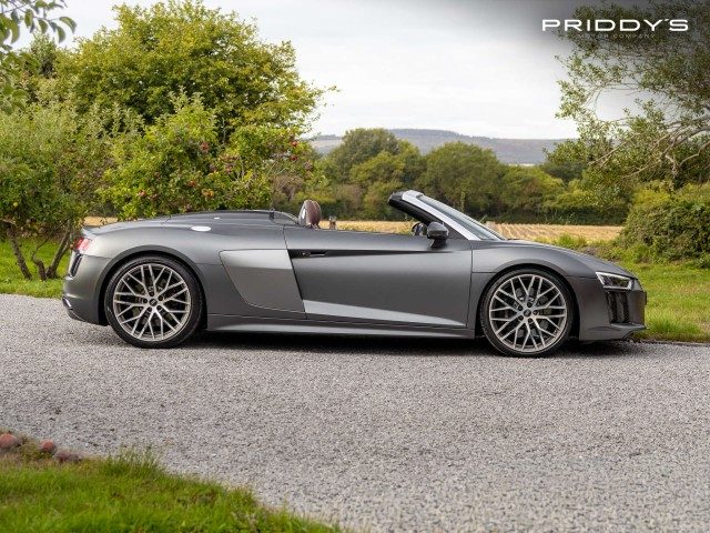 Audi R8 - Image 5