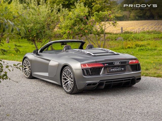 Audi R8 - Image 6