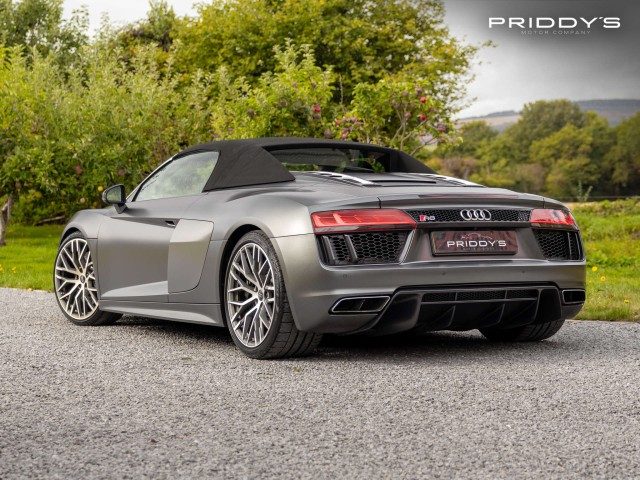 Audi R8 - Image 7