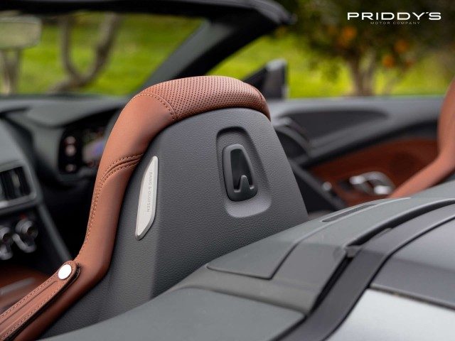 Audi R8 - Image 18