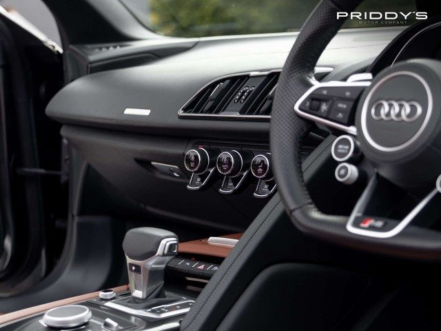 Audi R8 - Image 20