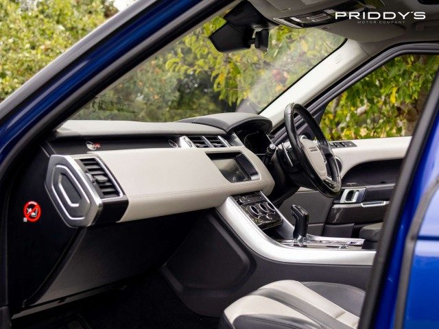 Land Rover Range Rover Sport - Image 13