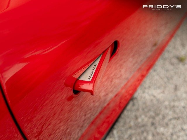 Jaguar F-Type - Image 11