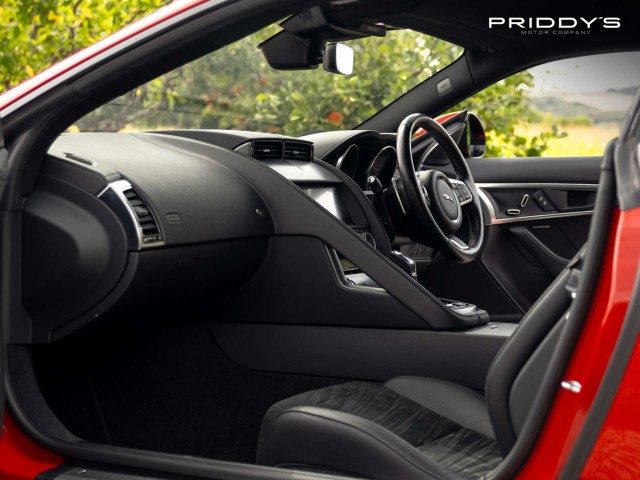 Jaguar F-Type - Image 18