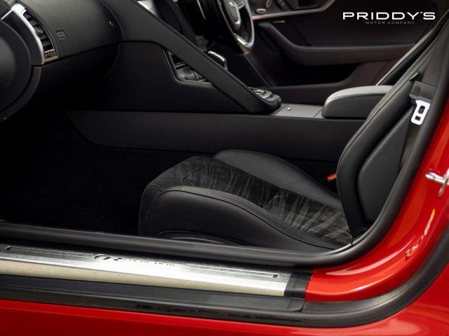Jaguar F-Type - Image 19