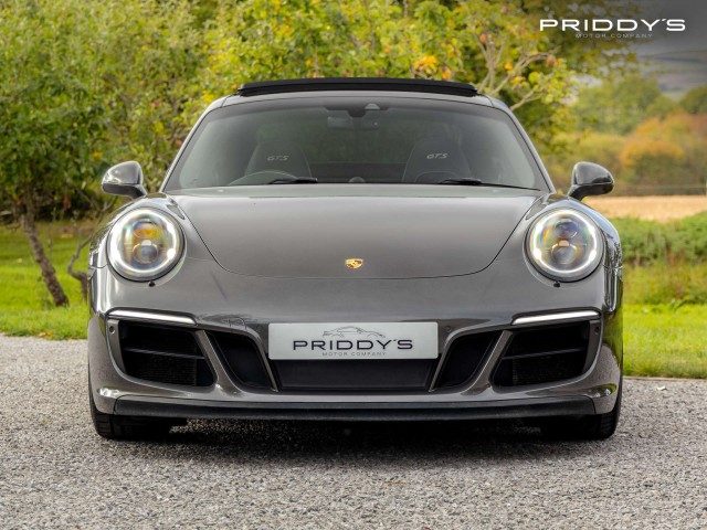 Porsche 911 - Image 5