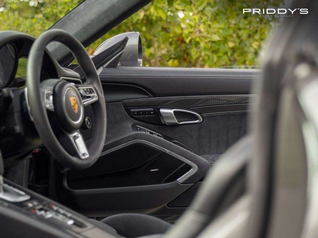 Porsche 911 - Image 15