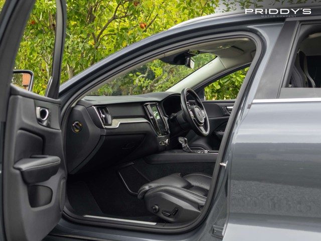 Volvo V60 - Image 11