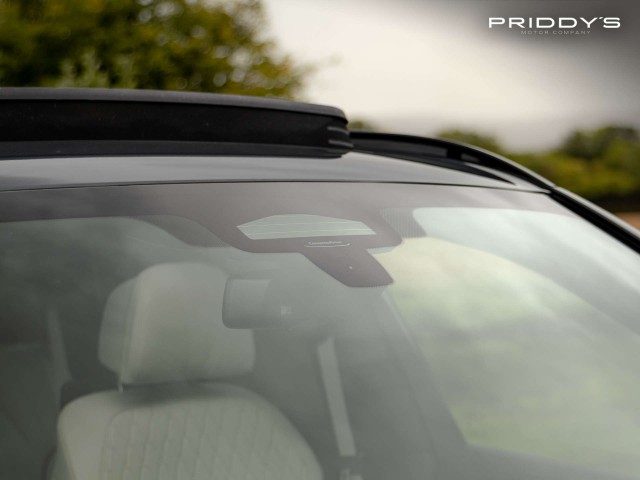 Bmw X5 - Image 11