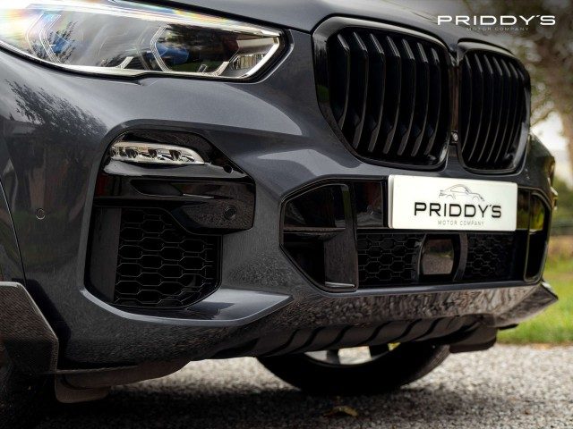 Bmw X5 - Image 12