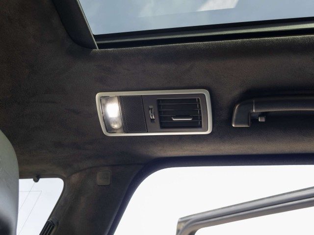 Land Rover Range Rover Sport - Image 13