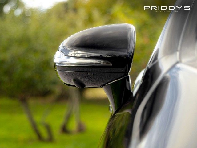Mercedes-Benz E Class - Image 10