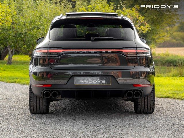 Porsche Macan - Image 6