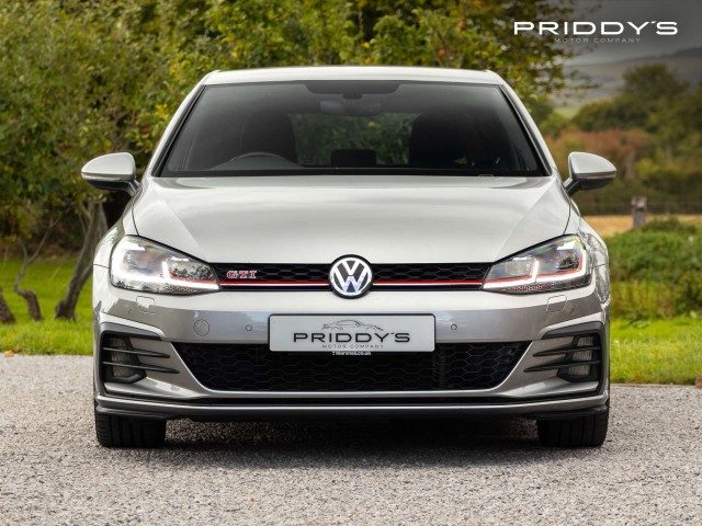 Volkswagen Golf - Image 4