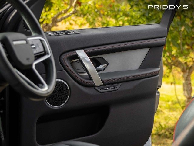 Land Rover Discovery Sport - Image 19