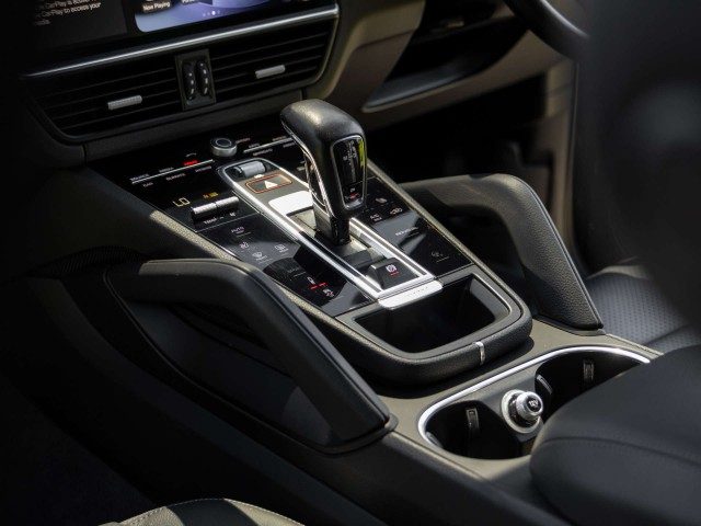 Porsche Cayenne - Image 6