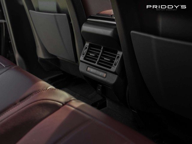 Land Rover Range Rover Evoque - Image 18