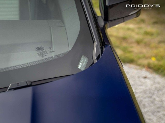 Land Rover Discovery - Image 12
