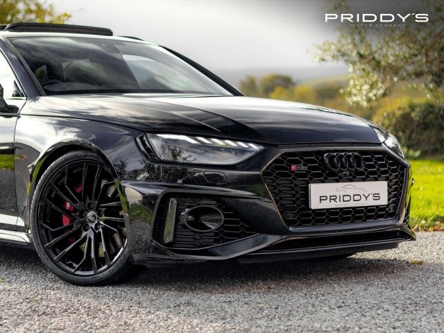 Audi Rs4 - Image 7