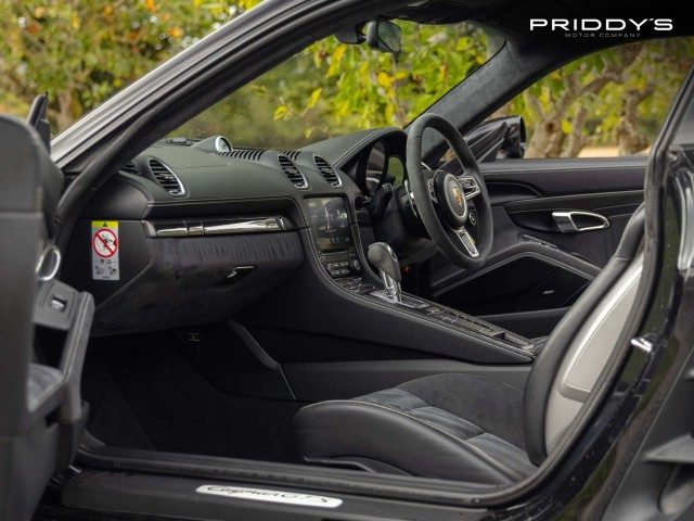 Porsche 718 - Image 17
