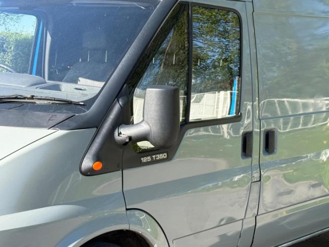 Ford Transit 2.4 Tdi 350 - Image 13