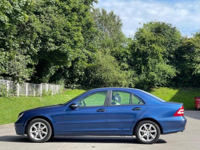 Mercedes-Benz C Class 1.8 C180 - Image 9