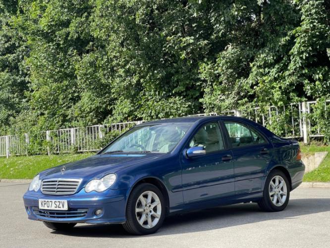Mercedes-Benz C Class 1.8 C180 - Image 10