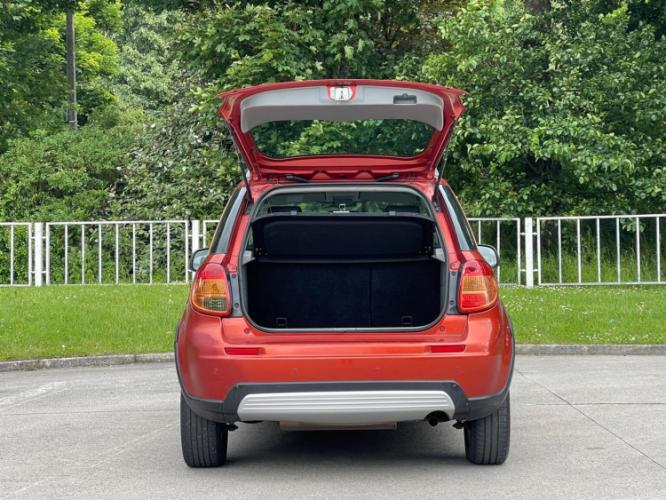 Suzuki Sx4 1.6 16V Glx - Image 13