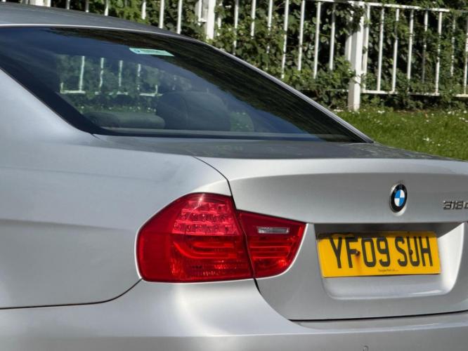 Bmw 3 Series 2.0 318D - Image 20