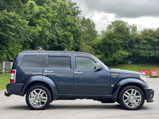 Dodge Nitro 2.8 Crd Sxt - Image 5