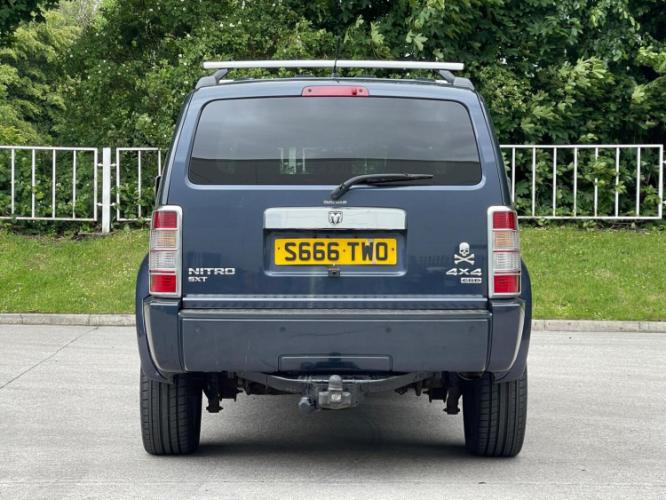 Dodge Nitro 2.8 Crd Sxt - Image 7