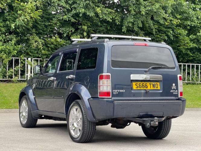 Dodge Nitro 2.8 Crd Sxt - Image 8