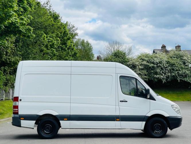 Mercedes-Benz Sprinter 2.1 315 Cdi - Image 4