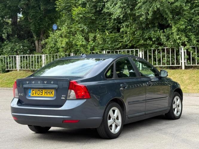 Volvo S40 1.6D Drive S - Image 6