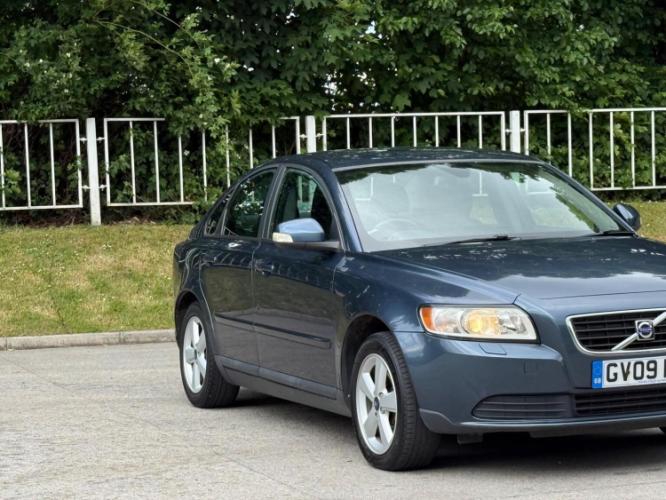 Volvo S40 1.6D Drive S - Image 12
