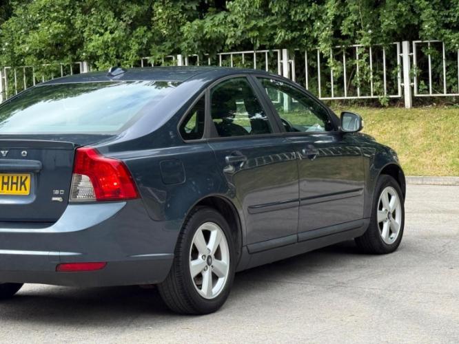 Volvo S40 1.6D Drive S - Image 14