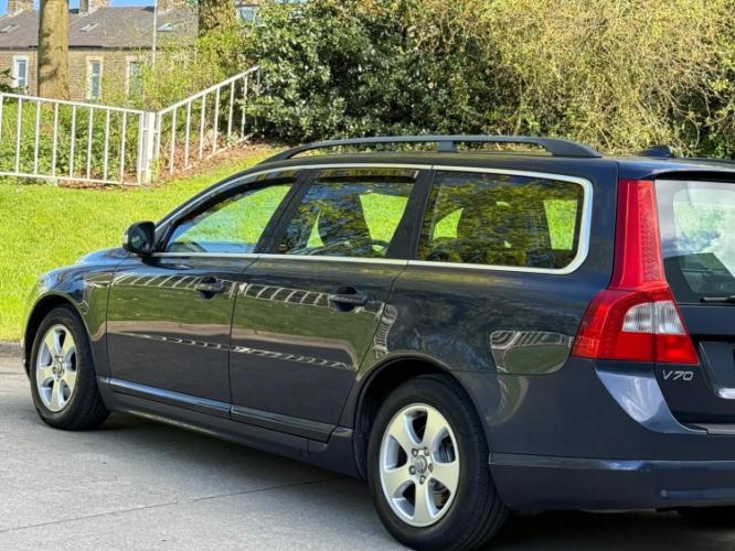 Volvo V70 1.6 Drive Se - Image 16