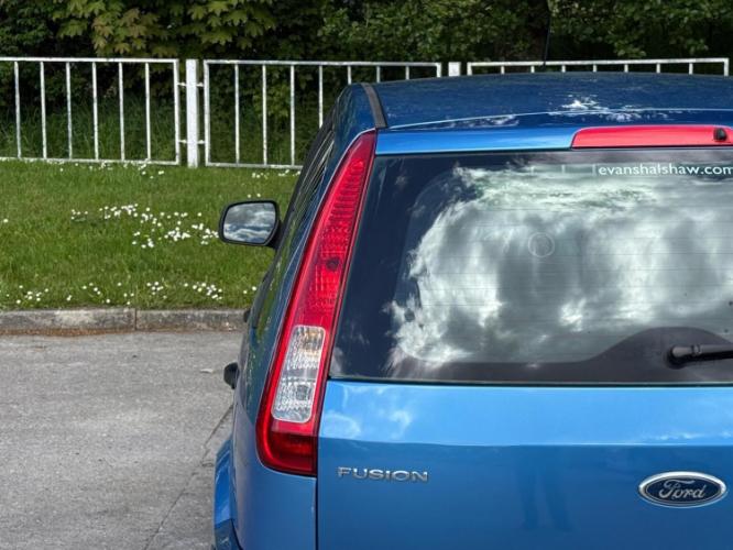 Ford Fusion 1.4 Style + - Image 20