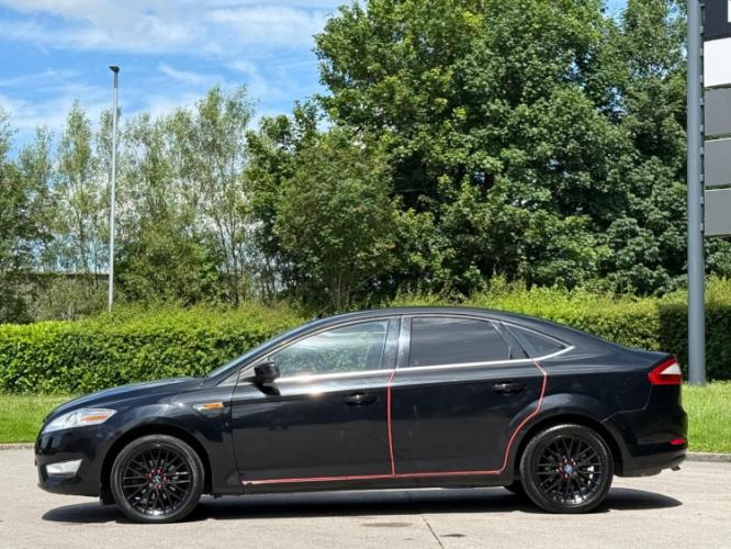 Ford Mondeo 2.0 Titanium 5Dr - Image 9