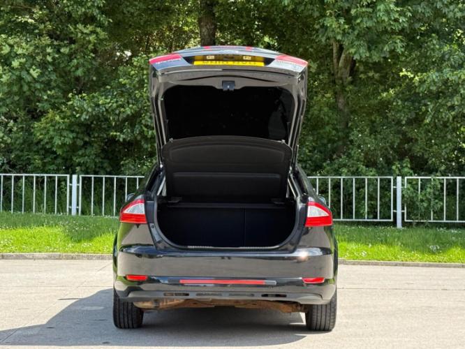 Ford Mondeo 2.0 Titanium 5Dr - Image 13