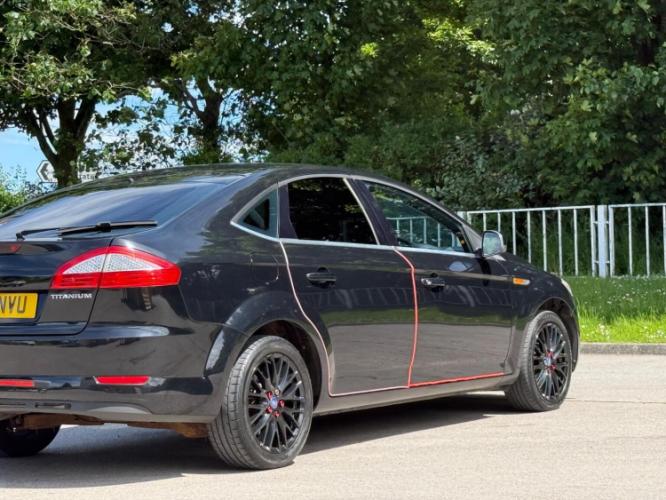 Ford Mondeo 2.0 Titanium 5Dr - Image 17