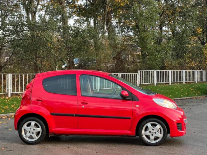 Peugeot 107 1.0 12V Envy - Image 5