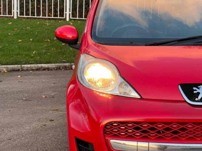 Peugeot 107 1.0 12V Envy - Image 18
