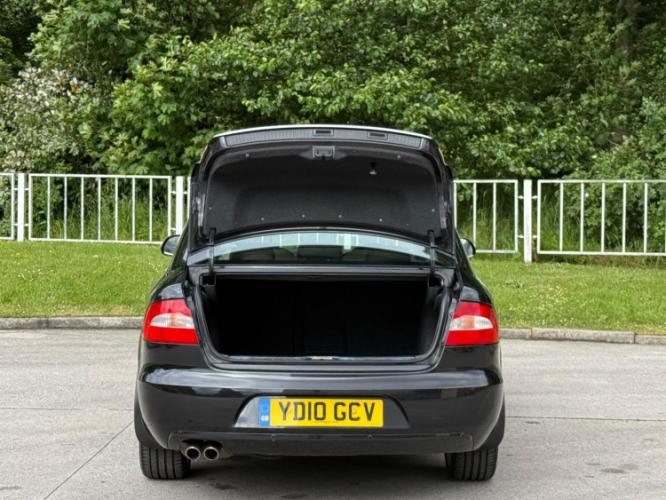 Skoda Superb 2.0 Tdi Elegance - Image 13