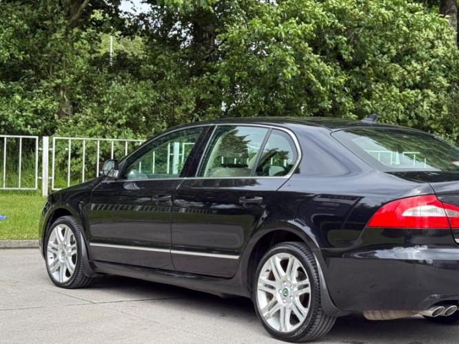Skoda Superb 2.0 Tdi Elegance - Image 16