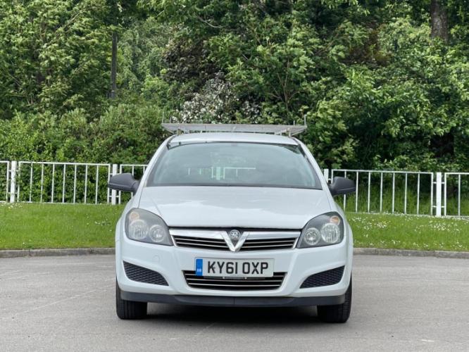 Vauxhall Astra 1.7 Cdti Ecoflex - Image 2