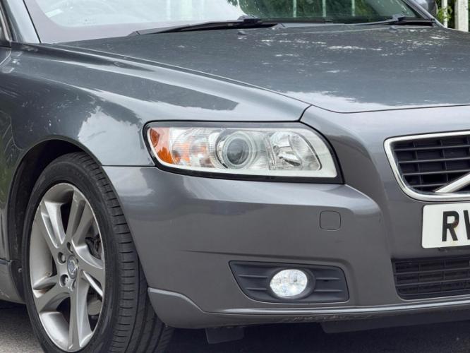 Volvo V50 1.6D Drive Se - Image 18