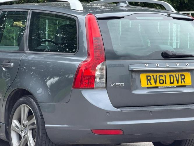 Volvo V50 1.6D Drive Se - Image 20