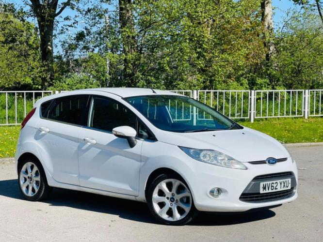 Ford Fiesta 1.25 Zetec 5Dr - Image 4